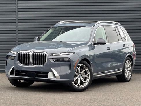 Used 2023 BMW X7 xDrive40i w/ Premium Package AWD/4WD image 1