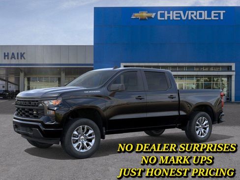 New 2026 Chevrolet Silverado 1500 Custom RWD image 2