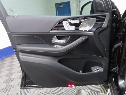 Used 2025 Mercedes-Benz GLS 450 4MATIC image 56