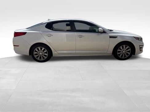 Used 2015 Kia Optima EX w/ Paint Protection Film Package image 9