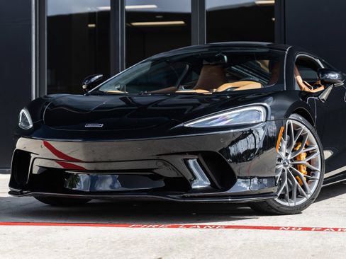 Used 2023 McLaren GT RWD image 4