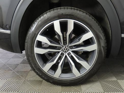 Used 2023 Volkswagen Atlas Cross Sport SEL Premium R-Line image 32