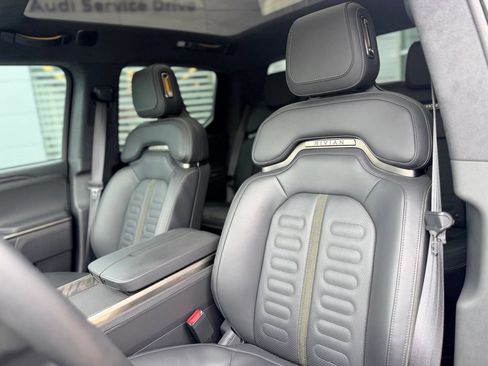 Used 2023 Rivian R1T Launch Edition AWD/4WD image 11