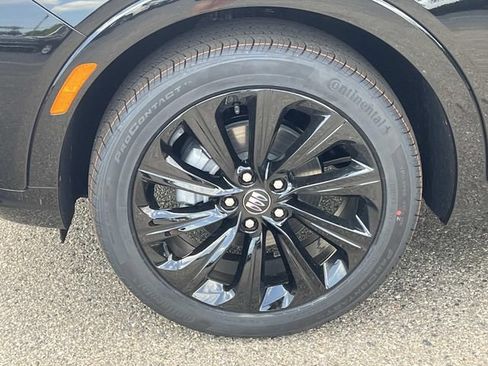 New 2026 Buick Envista Sport Touring w/ Convenience I Package FWD image 10