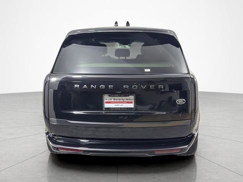 Used 2023 Land Rover Range Rover SE AWD/4WD image 4