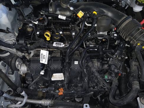 Used 2024 Ford Edge SEL image 30