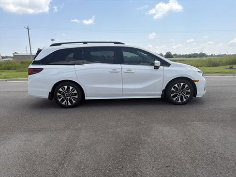 Used 2026 Honda Odyssey Elite image 6