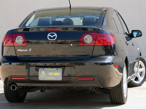 Used 2006 MAZDA MAZDA3 i Touring image 4