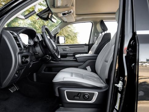 Used 2022 RAM 1500 Limited image 4