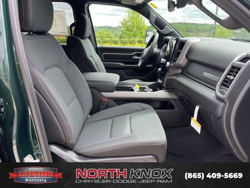 New 2026 RAM 1500 Big Horn AWD/4WD image 25