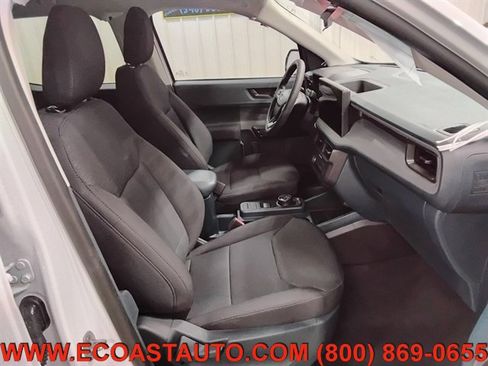 Used 2025 Ford Maverick XL image 14