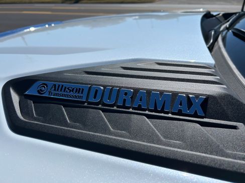 Used 2026 Chevrolet Silverado 3500 High Country w/ Technology Package image 7