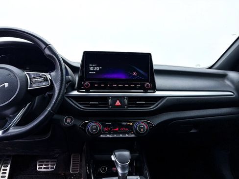 Certified 2024 Kia Forte GT-Line FWD image 6