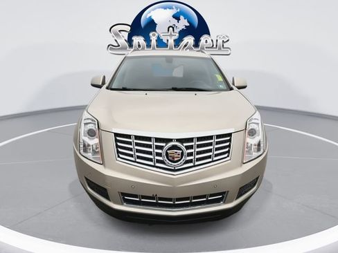 Used 2016 Cadillac SRX Luxury AWD/4WD image 3