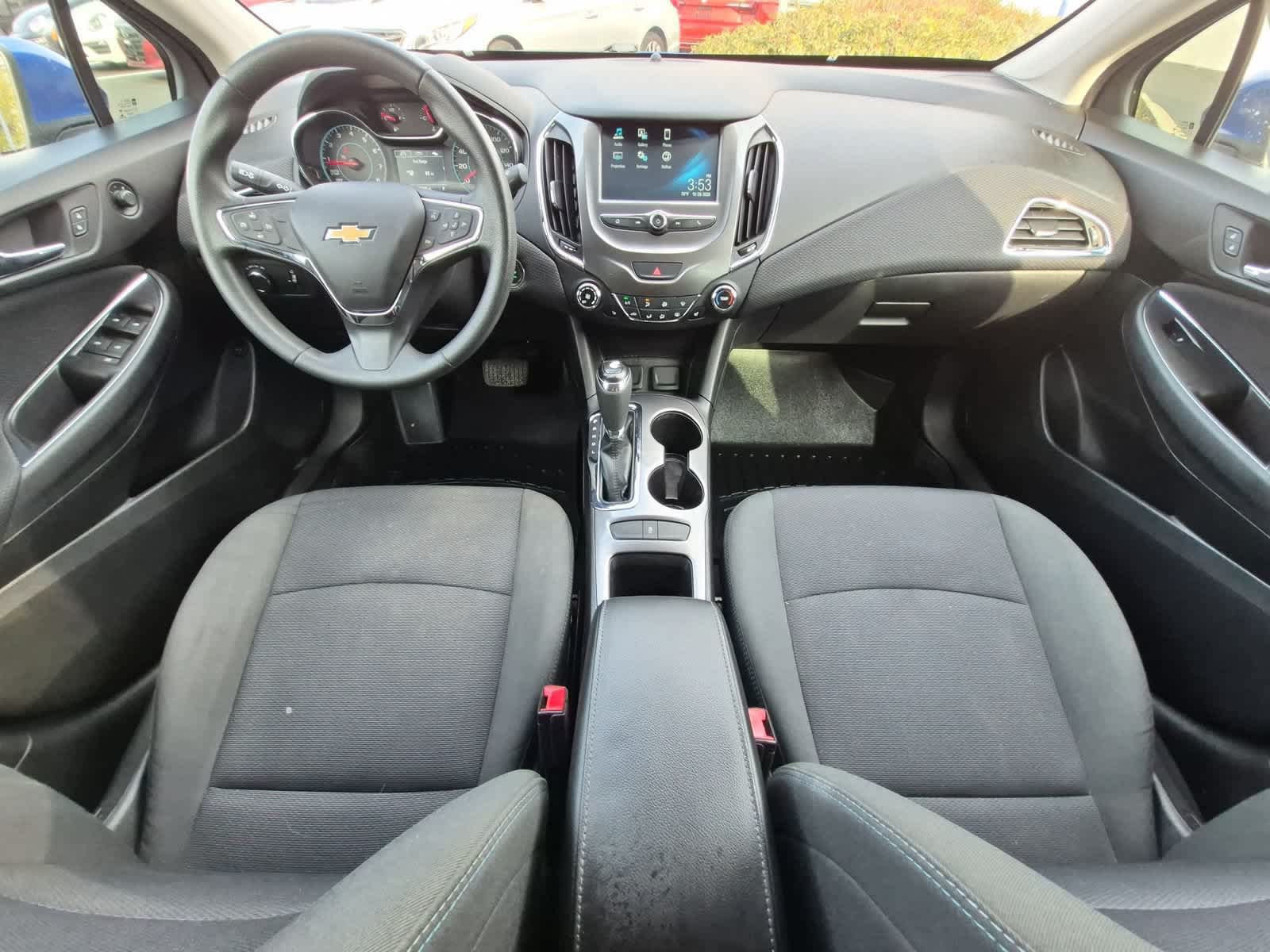 Used 2017 Chevrolet Cruze LT w/ Convenience Package FWD image 15