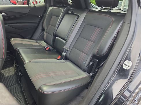 Certified 2024 Chevrolet Equinox RS FWD image 32