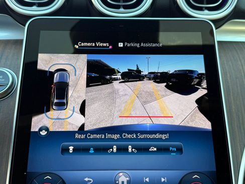 Used 2025 Mercedes-Benz C 300 Sedan image 39