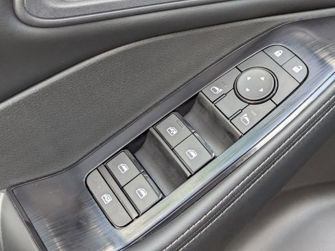 New 2026 Nissan Rogue SV FWD image 18