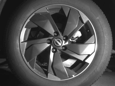 Used 2025 Nissan Rogue SV image 14