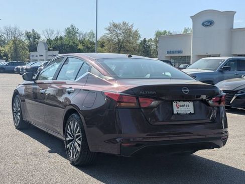 Used 2025 Nissan Altima 2.5 SV image 5