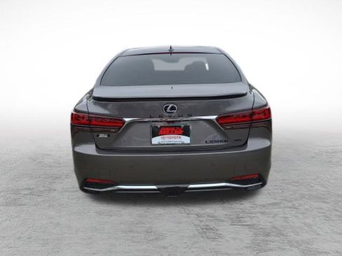Used 2022 Lexus LS 500h AWD w/ Luxury Package image 7