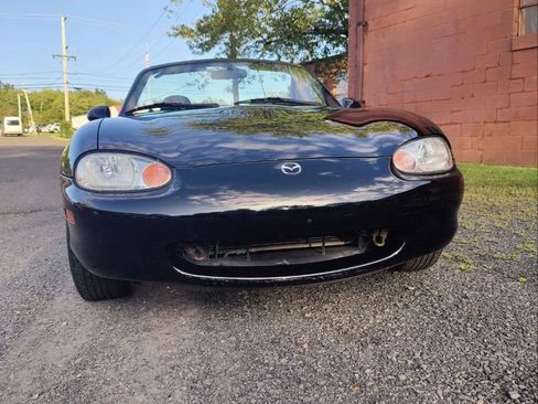 Used 1999 MAZDA MX-5 Miata image 4