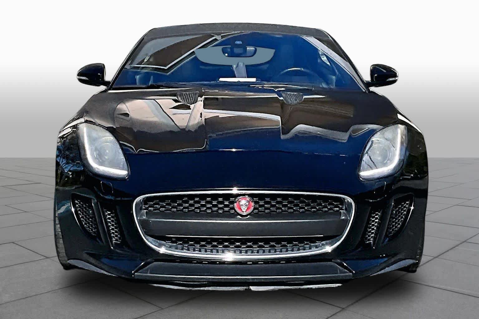Used 2016 Jaguar F-TYPE Coupe RWD image 4
