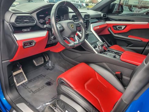 Used 2019 Lamborghini Urus image 9