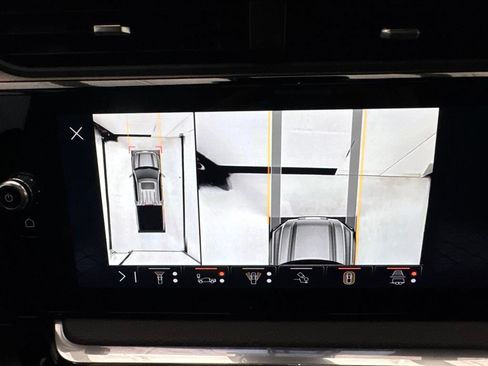 Used 2024 GMC Sierra 1500 Denali w/ Denali Reserve Package AWD/4WD image 39