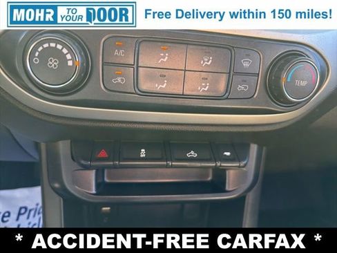 Used 2018 Chevrolet Colorado LT image 22