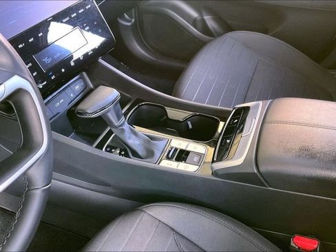 Used 2023 Hyundai Santa Cruz SEL Premium image 13