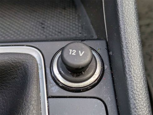 Certified 2025 Volkswagen Jetta S image 28