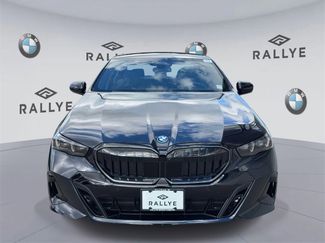 Used 2025 BMW 550e xDrive w/ Premium Package video 2