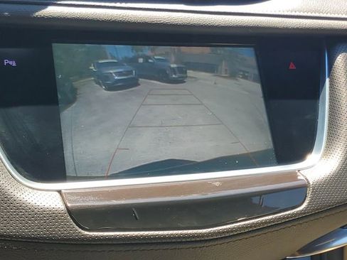 Used 2019 Cadillac XT5 FWD image 26