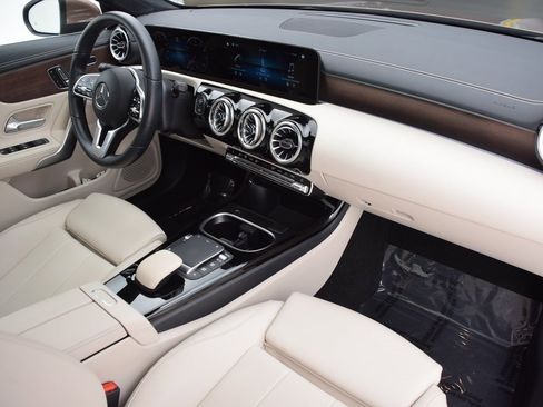 Certified 2023 Mercedes-Benz CLA 250 image 15