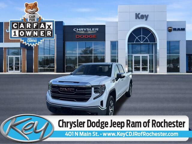 Used 2025 GMC Sierra 1500 SLT AWD/4WD image 1