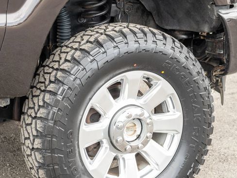 Used 2014 Ford F250 Platinum AWD/4WD image 12
