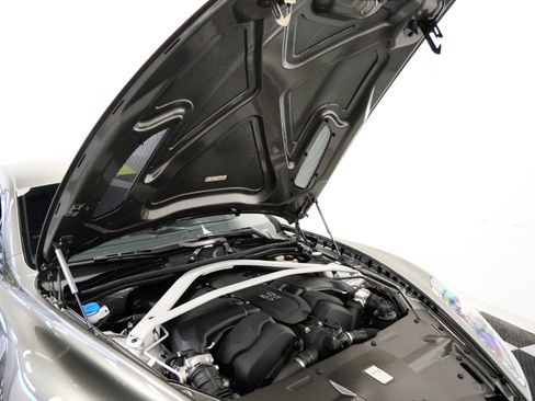 Used 2019 Aston Martin Rapide AMR RWD image 43