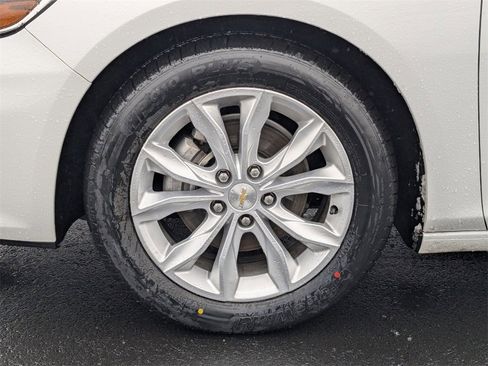 Used 2024 Chevrolet Malibu LT image 11