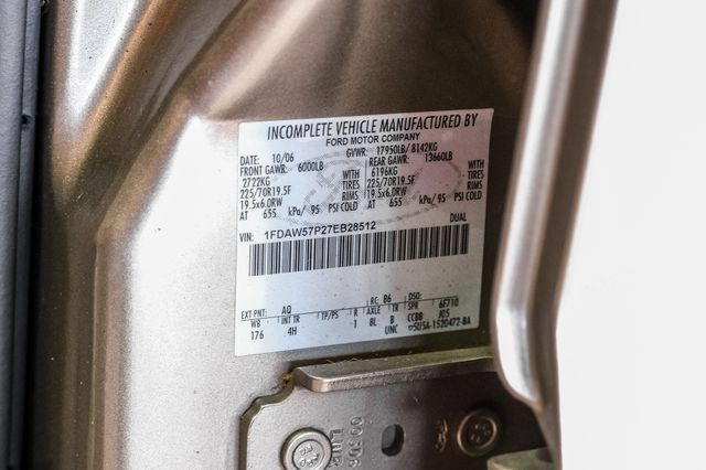 Used 2007 Ford F550 4x4 Crew Cab Super Duty image 60