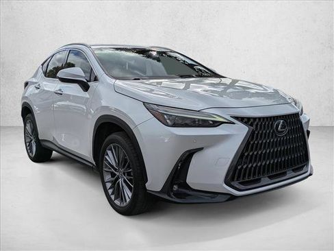 Used 2022 Lexus NX 350h AWD image 3