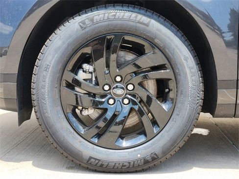 New 2024 Land Rover Range Rover Evoque S image 10