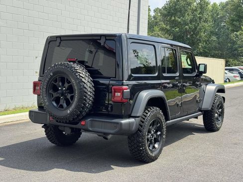 Used 2022 Jeep Wrangler Unlimited Sport AWD/4WD image 22
