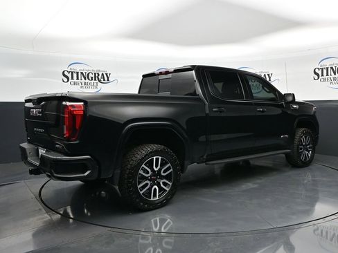 Used 2024 GMC Sierra 1500 AT4 w/ Technology Package image 7