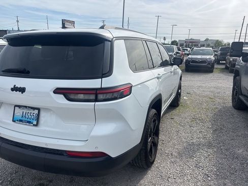 Used 2021 Jeep Grand Cherokee L Laredo image 6