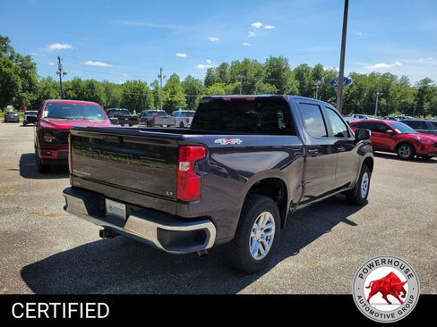 Used 2022 Chevrolet Silverado 1500 LT AWD/4WD image 5
