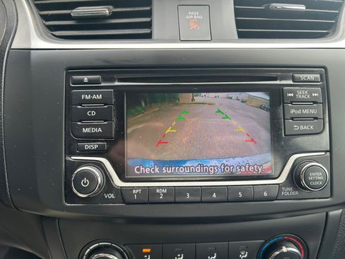 Used 2018 Nissan Sentra S FWD image 19