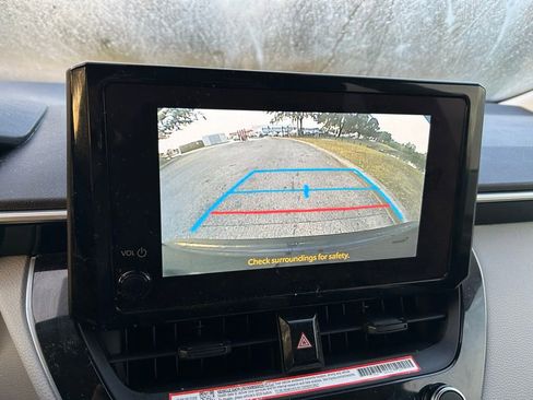 Certified 2025 Toyota Corolla LE image 24