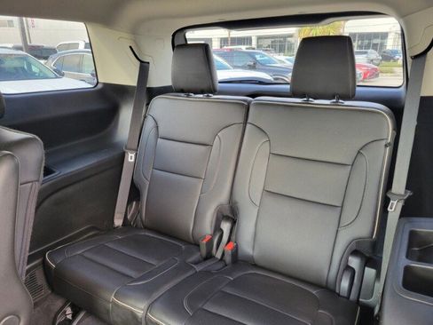 Used 2023 GMC Acadia Denali w/ Denali Ultimate Package image 29