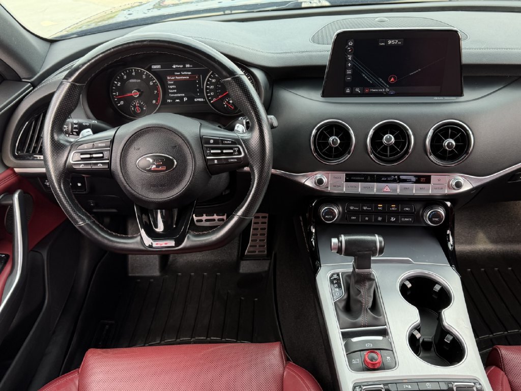 Used 2021 Kia Stinger GT1 RWD image 12